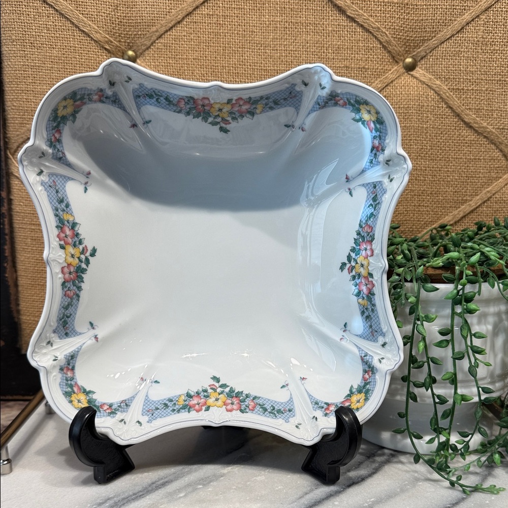 Tirschenreuth Baronesse Serving Bowl